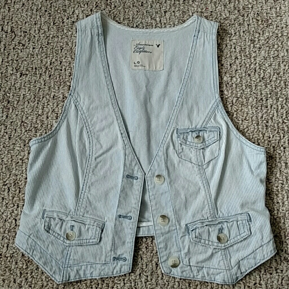 SALE! AE Striped Vest